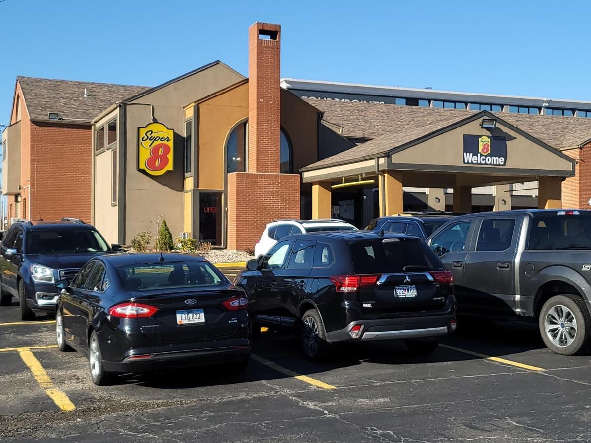 Super 8 By Wyndham Kansas Airport North 2* Kansas City